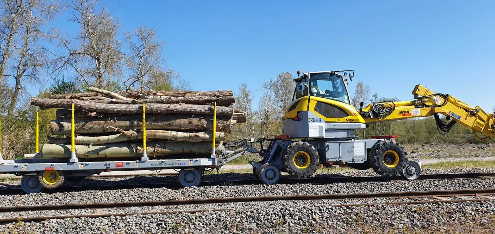 Seve RAF32 Rail Trailer