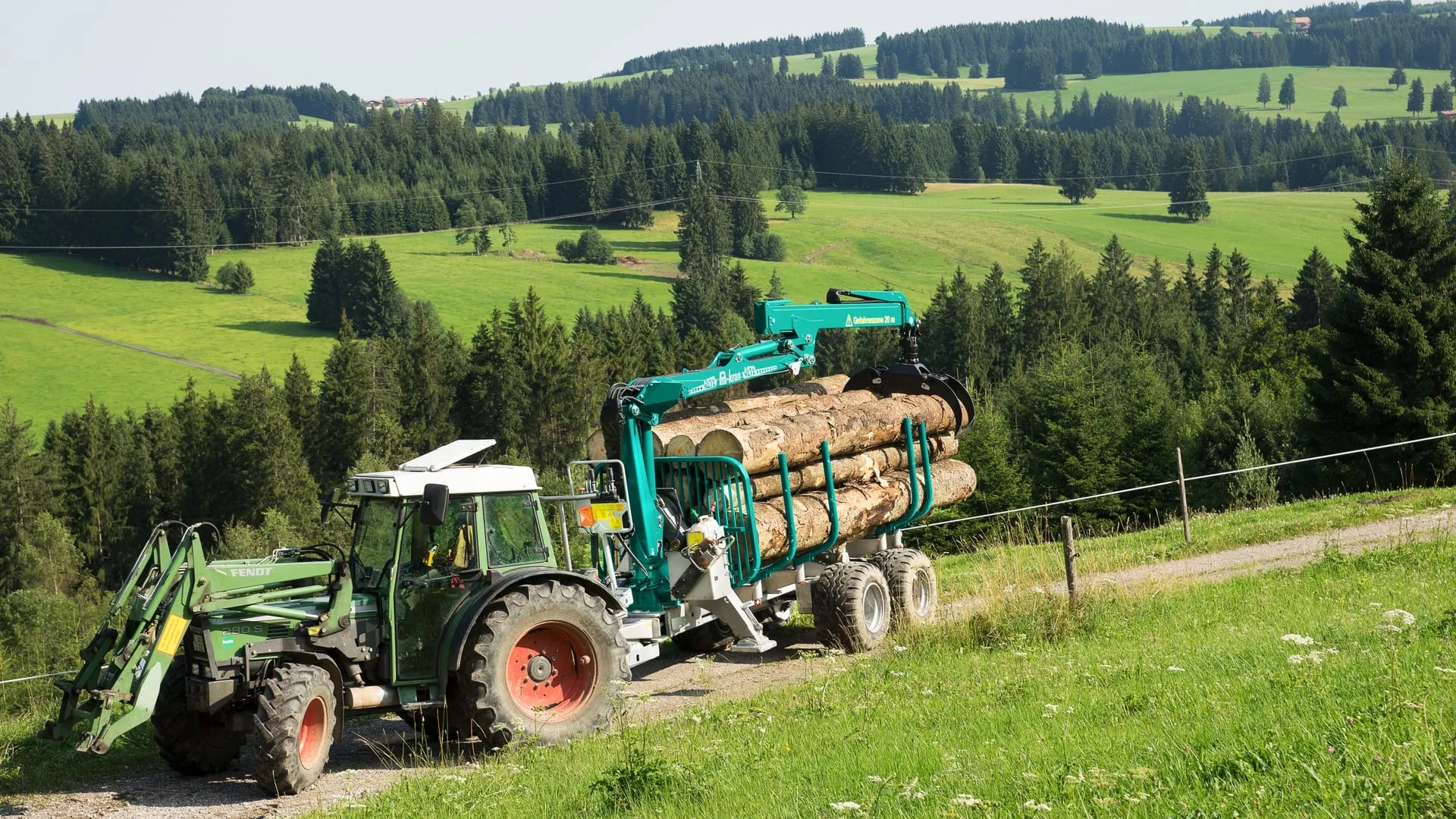 Pfanzelt Profi Forwarding Trailers