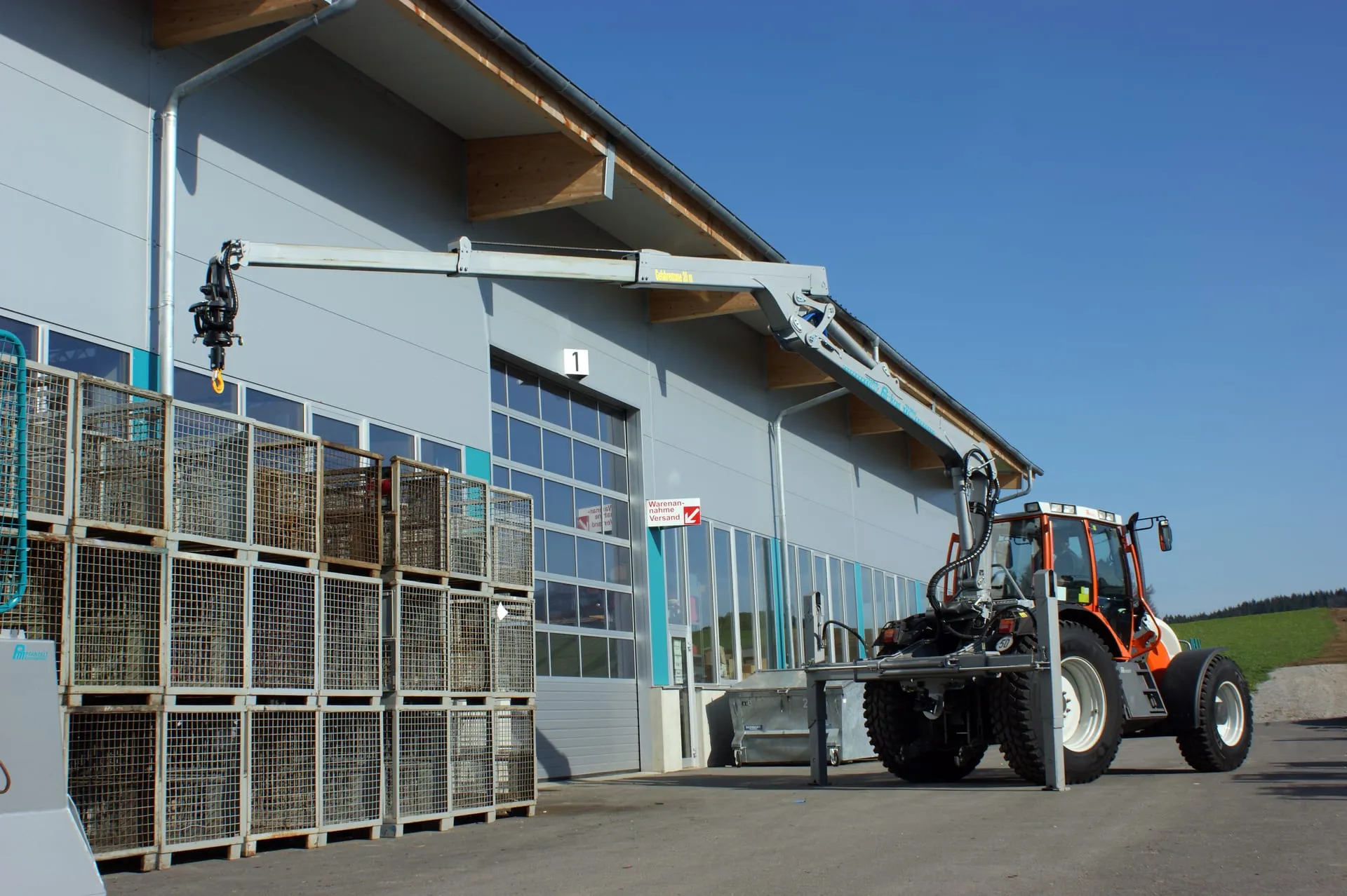 Pfanzelt Loading Cranes, Upright Boom Cylinder