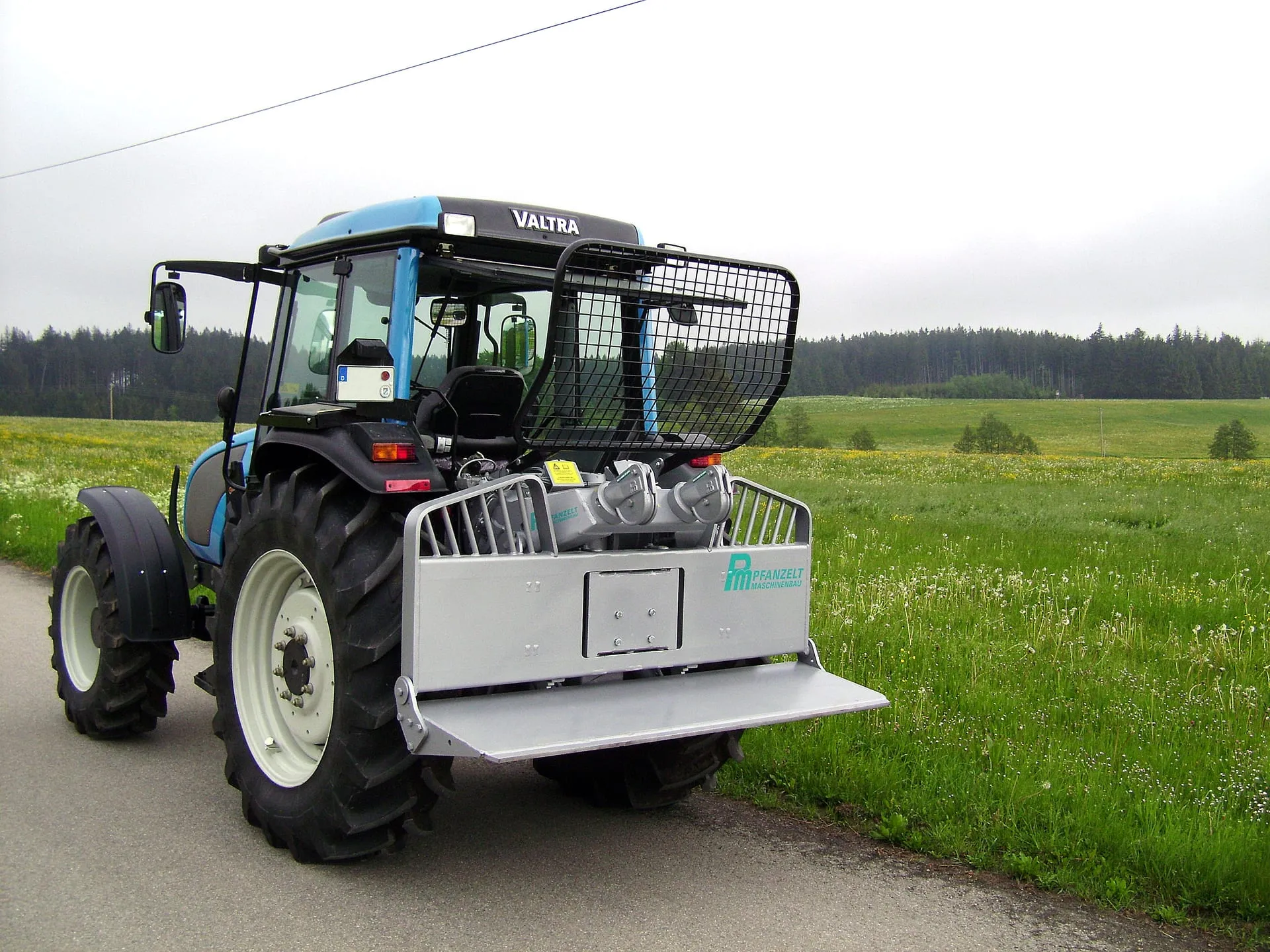 Pfanzelt Quick-Fit and Fixed Cable Winches