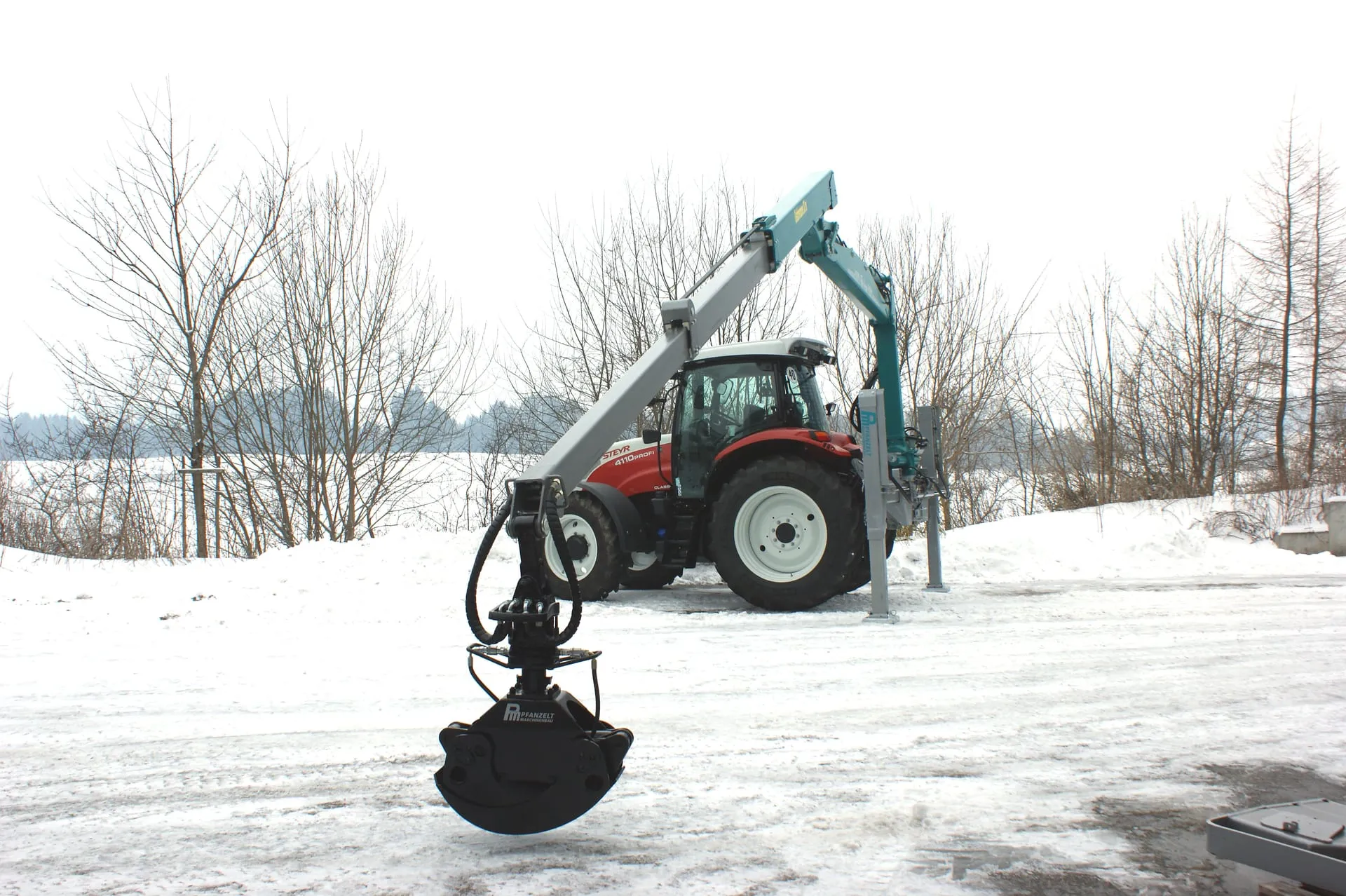 Pfanzelt Loading Cranes, Upright Boom Cylinder