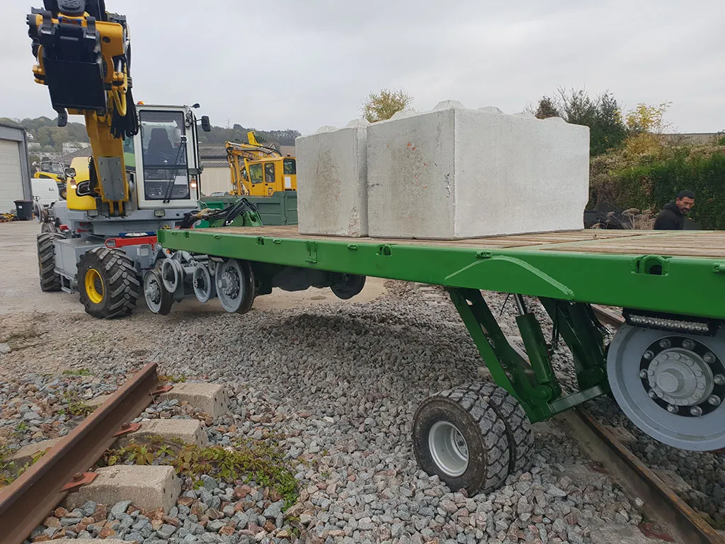 Seve RAF32 Rail Trailer