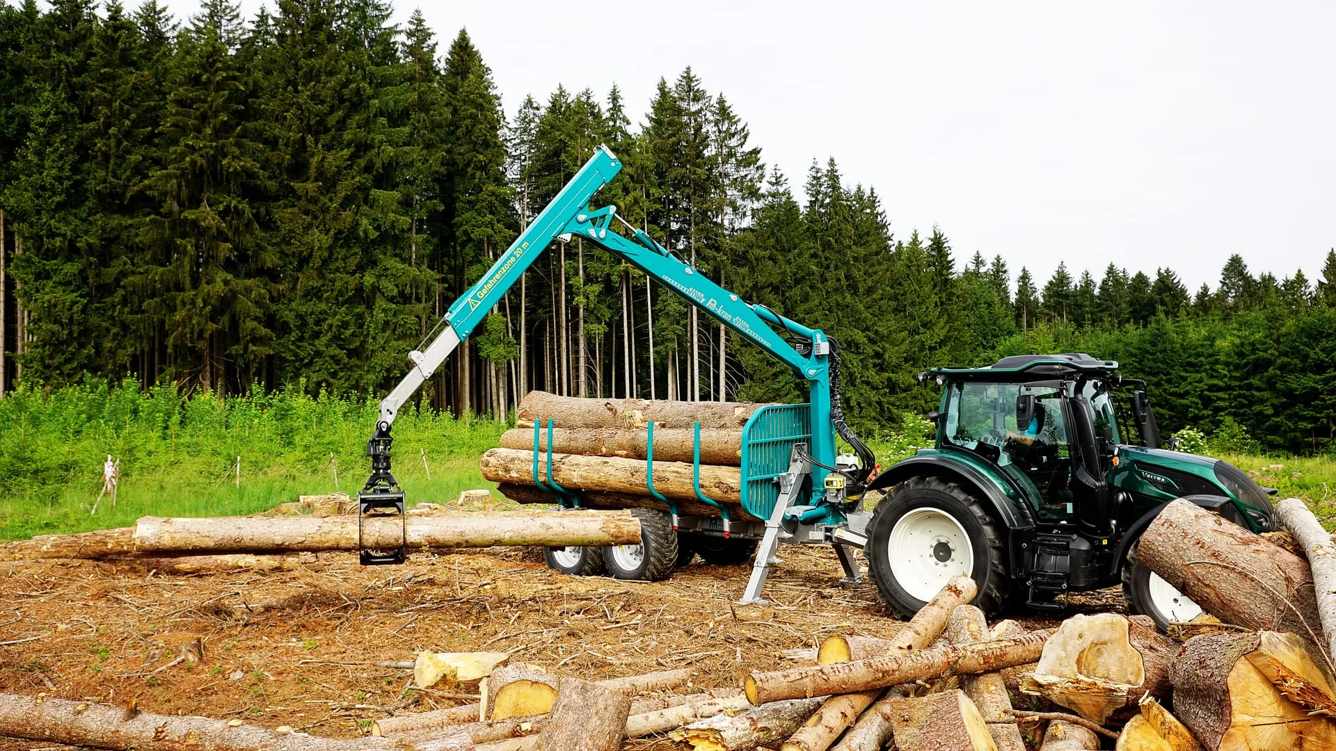Pfanzelt Profi Forwarding Trailers