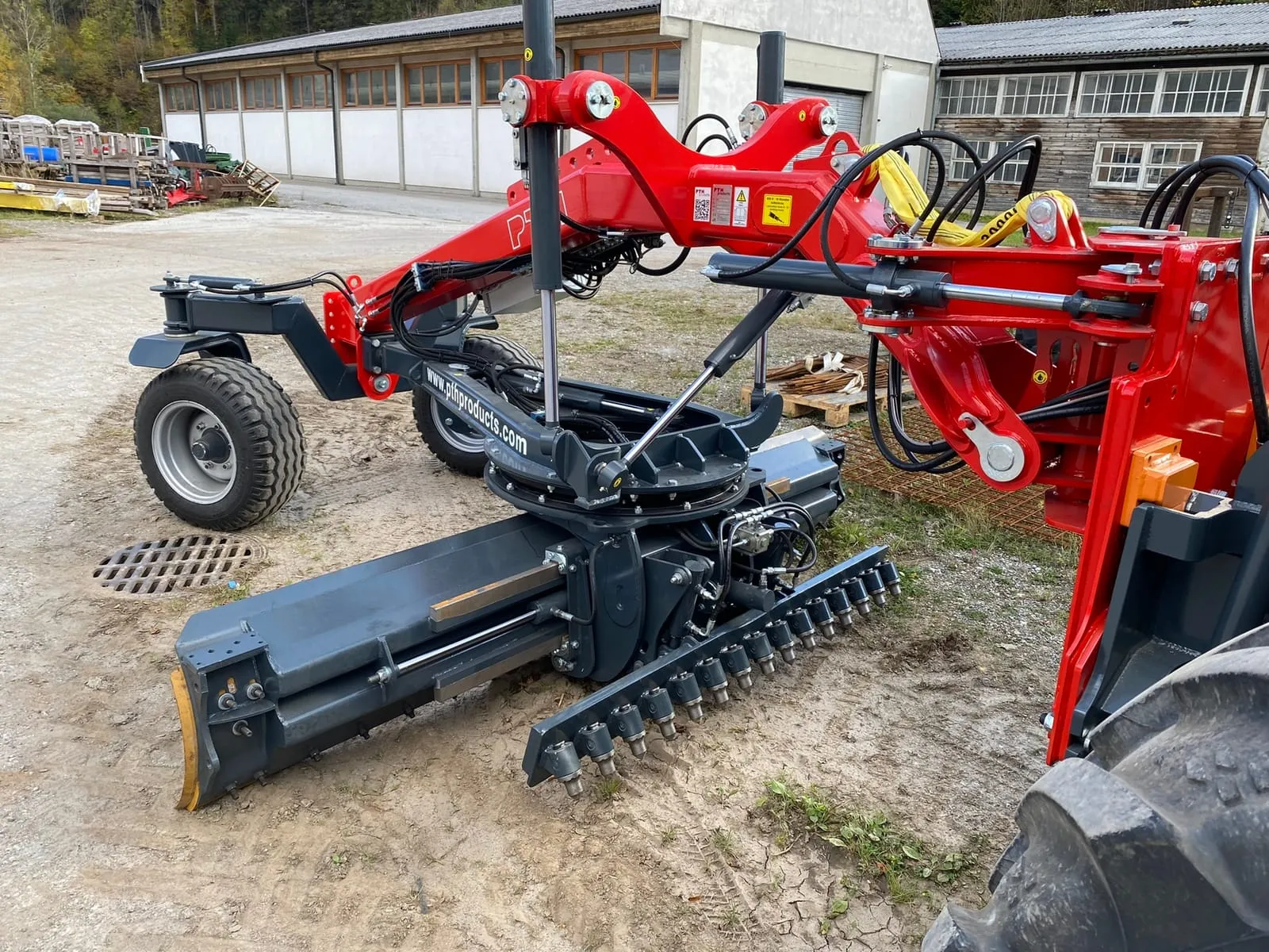 PTH Front Grader scarifier bar