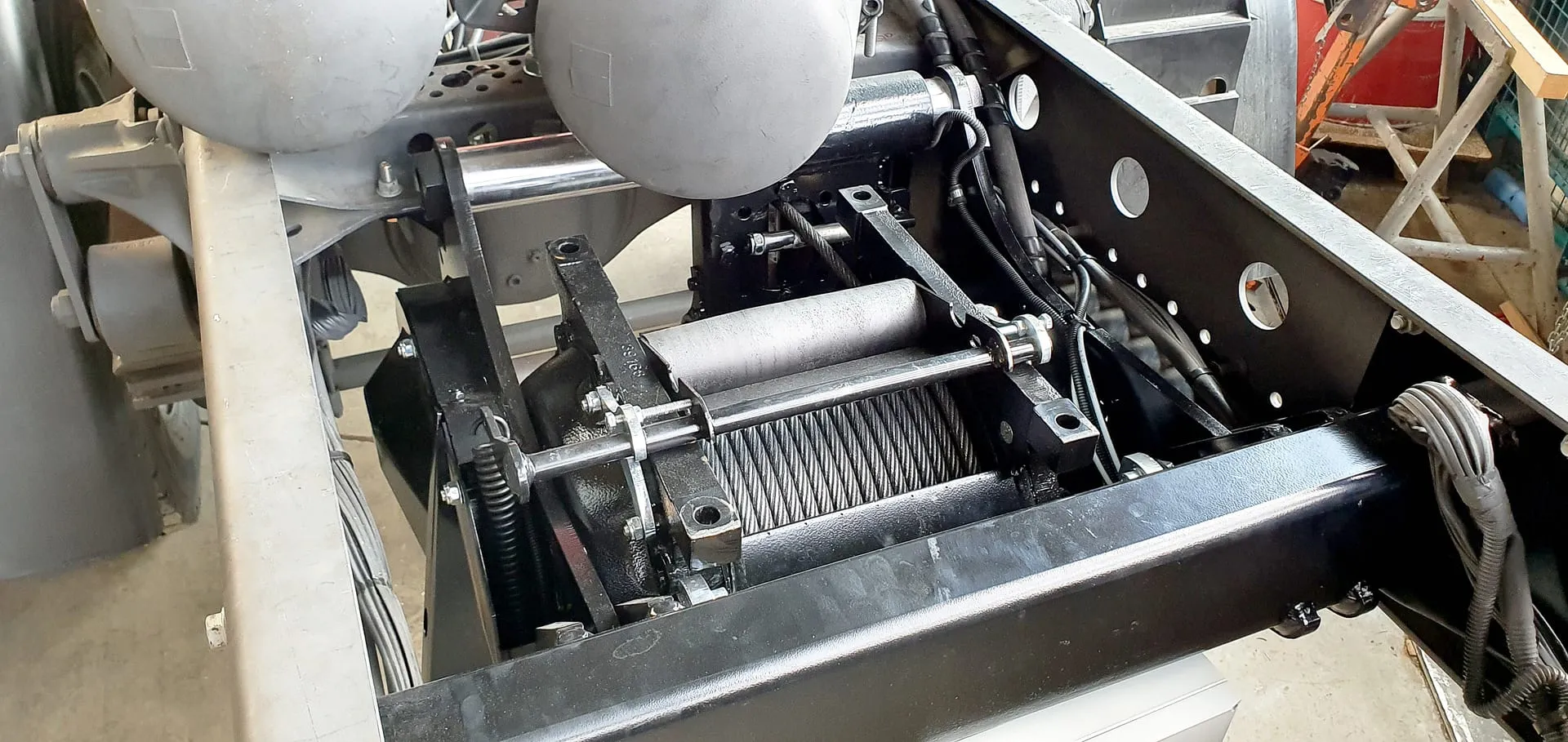 Pfanzelt Vehicle-Mounted Cable Winches