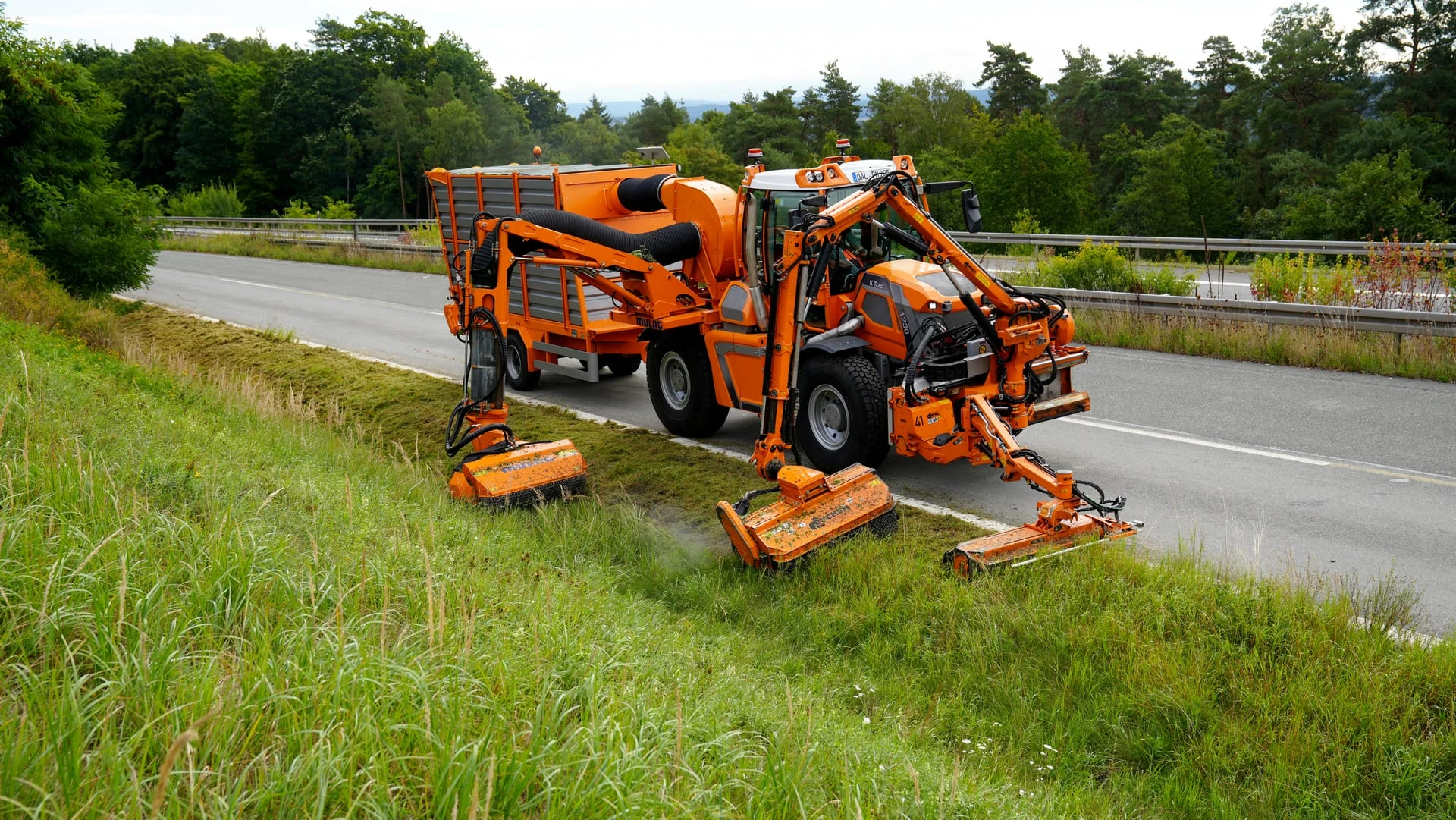 Pfanzelt K Trac Implement Carrier