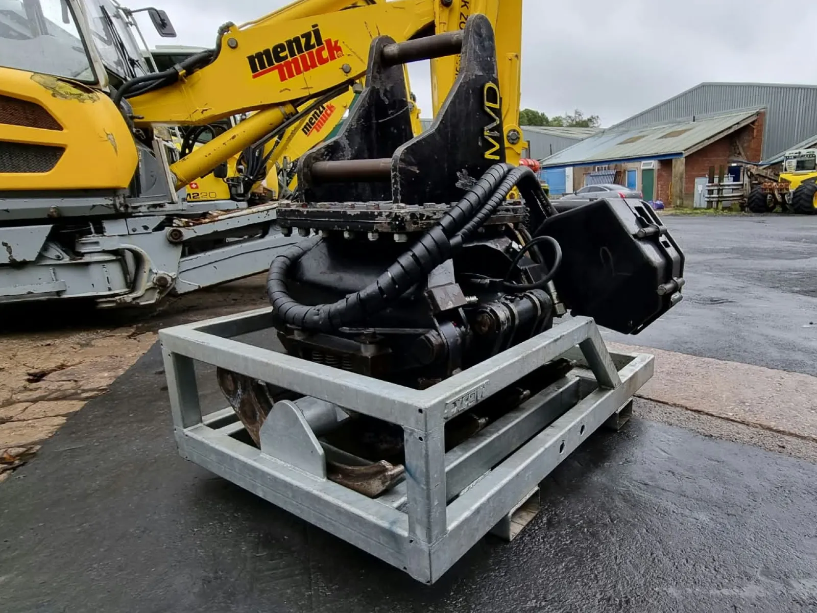 MVD 700 Grapple Saw