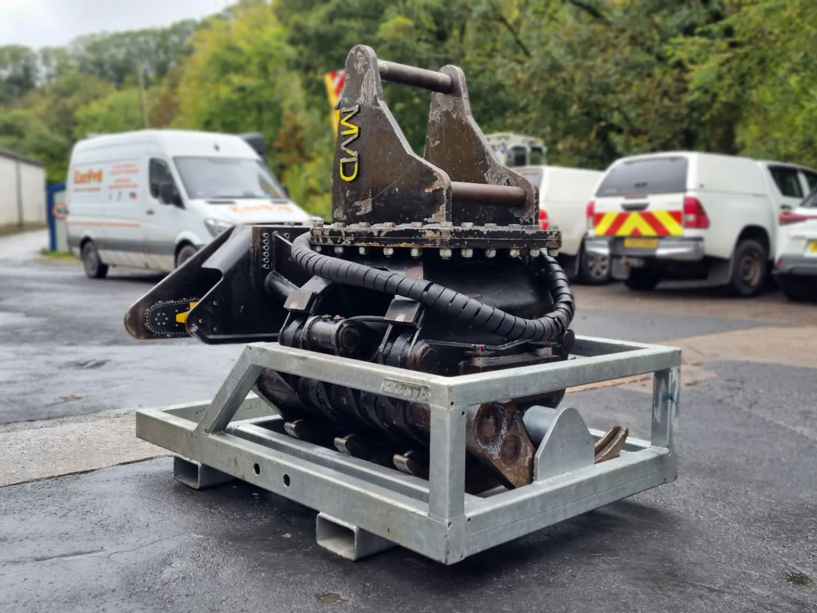 MVD 700 Grapple Saw