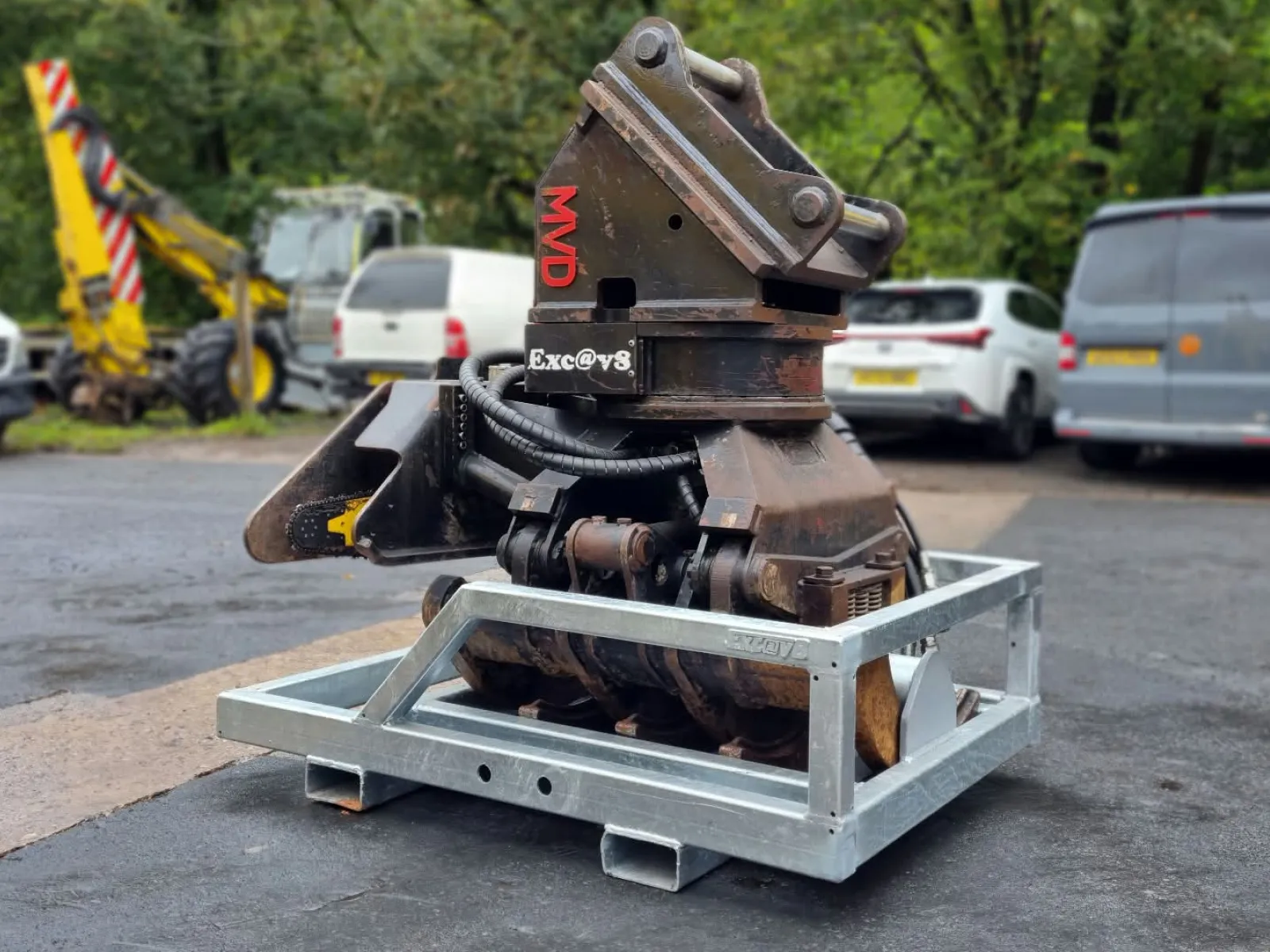 MVD 700 Grapple Saw