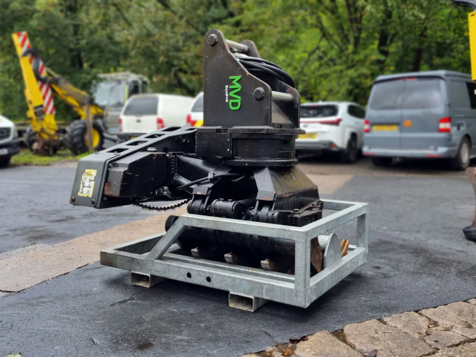 MVD 700-3/4 Grapple Saw
